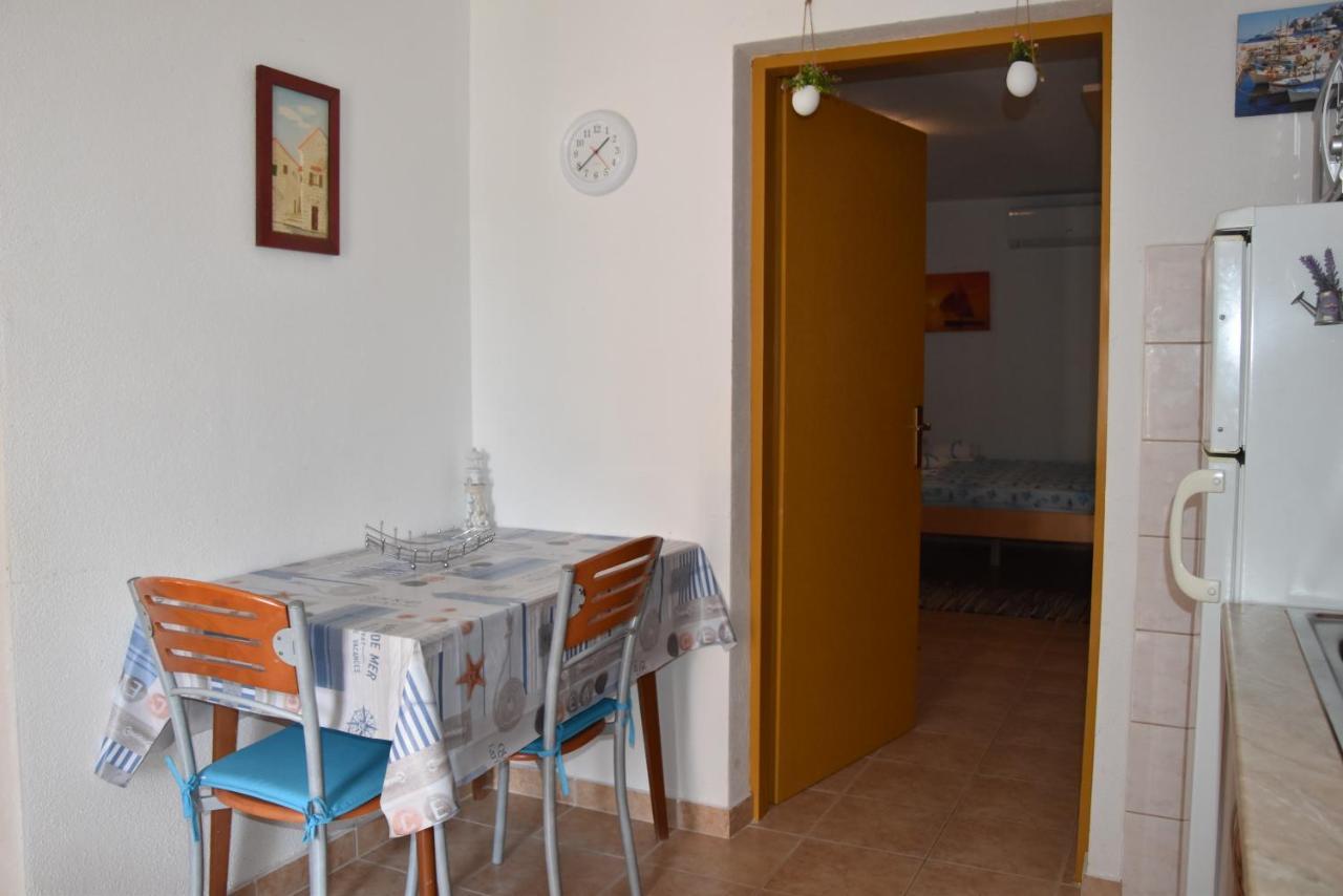 Apartmani Meri Ražanj Exterior foto